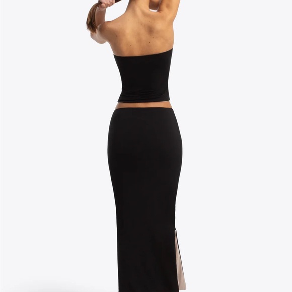 Susamusa Nova Tube Top in Black - Picture 4 of 11